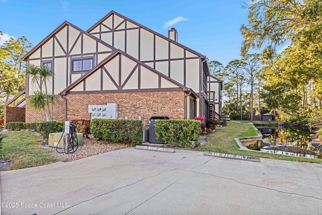 873 Greenwood Manor Circle 3-B, West Melbourne, FL 32904