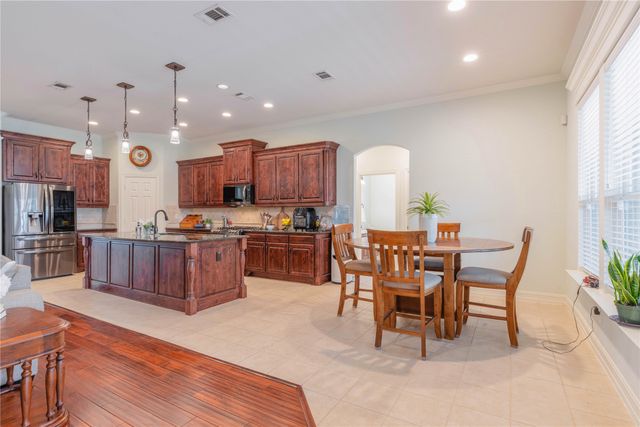 2049 Speckle Drive, Fort Worth, TX 76131