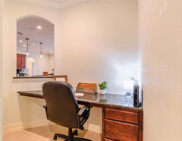 2049 Speckle Drive, Fort Worth, TX 76131