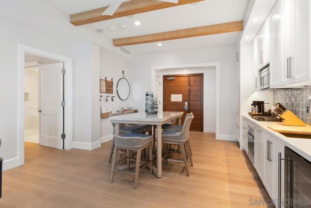 1500 Orange Ave 20, Coronado, CA 92118