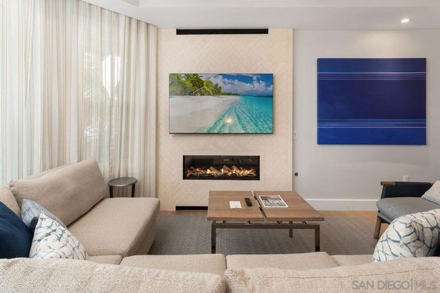 1500 Orange Ave 20, Coronado, CA 92118