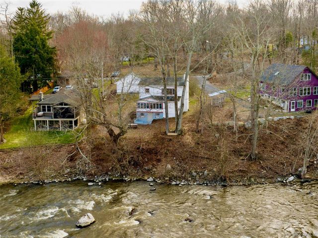 1232 Old Ford Circle, Gardiner, NY 12561