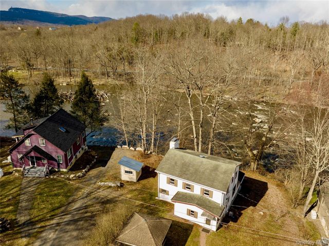 1232 Old Ford Circle, Gardiner, NY 12561