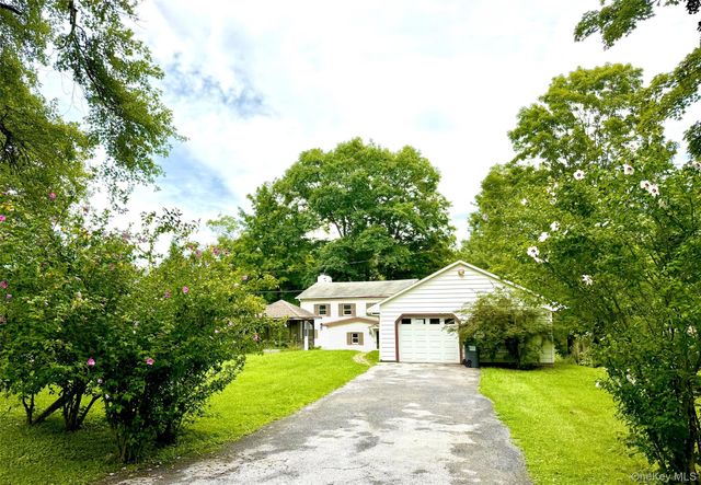 1232 Old Ford Circle, Gardiner, NY 12561