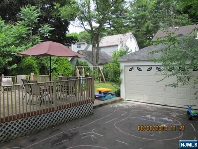 483 Cumberland Avenue, Teaneck, NJ 07666