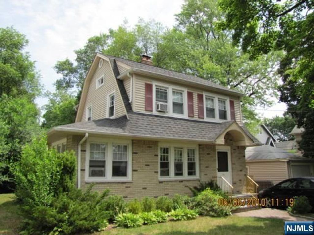 483 Cumberland Avenue, Teaneck, NJ 07666