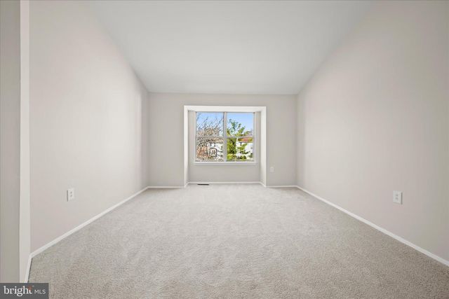 8106 WOODED GLEN CT, Ellicott City, MD 21043