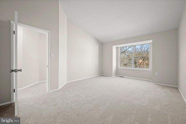 8106 WOODED GLEN CT, Ellicott City, MD 21043