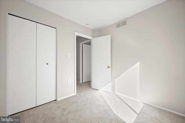 8106 WOODED GLEN CT, Ellicott City, MD 21043