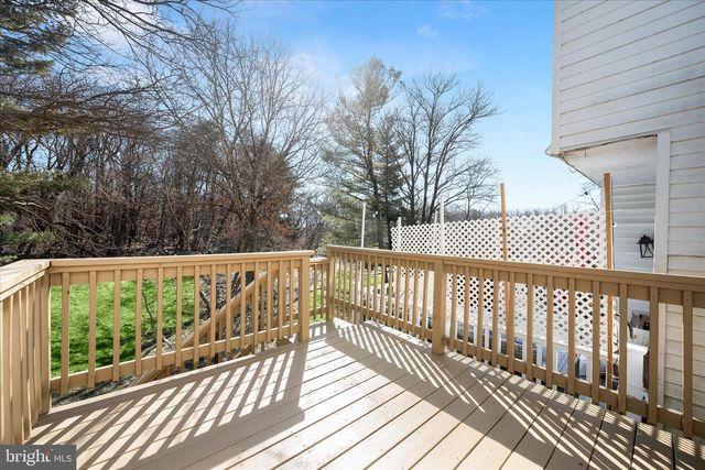 8106 WOODED GLEN CT, Ellicott City, MD 21043