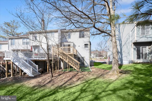 8106 WOODED GLEN CT, Ellicott City, MD 21043