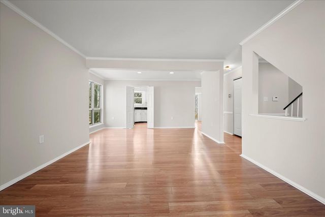 8106 WOODED GLEN CT, Ellicott City, MD 21043