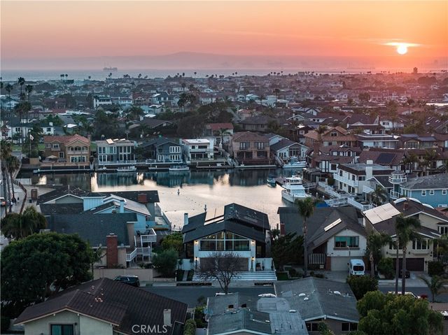 16861 Edgewater, Huntington Beach, CA 92649
