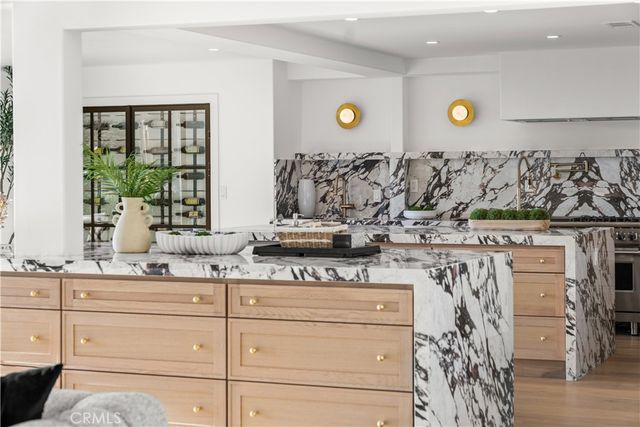 16861 Edgewater, Huntington Beach, CA 92649