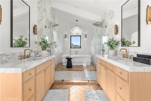 16861 Edgewater, Huntington Beach, CA 92649