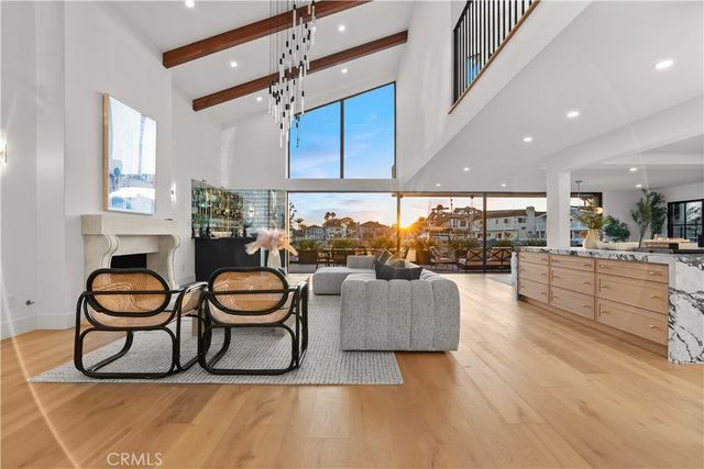 16861 Edgewater, Huntington Beach, CA 92649