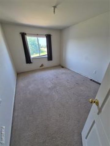 770 Island Lake Drive, Oxford, MI 48371