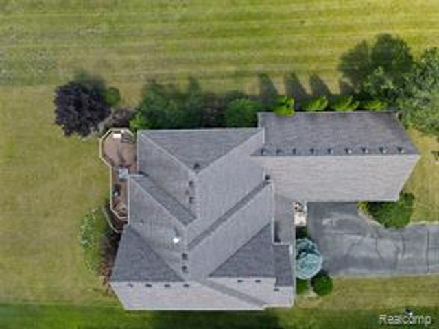 770 Island Lake Drive, Oxford, MI 48371