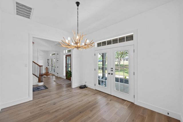 140 Vincas Shadow CT, Driftwood, TX 78619