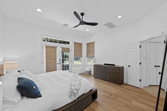 140 Vincas Shadow CT, Driftwood, TX 78619