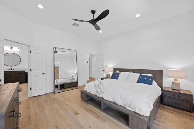 140 Vincas Shadow CT, Driftwood, TX 78619