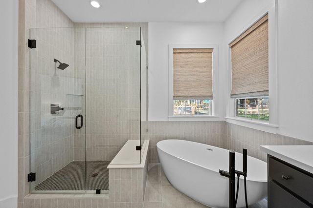 140 Vincas Shadow CT, Driftwood, TX 78619