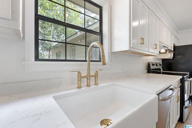 2223 SAVOY STREET, Hoover, AL 35226