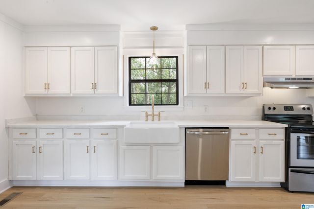 2223 SAVOY STREET, Hoover, AL 35226