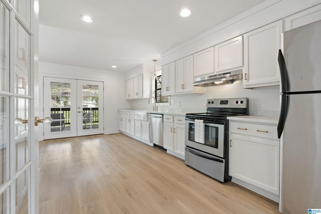 2223 SAVOY STREET, Hoover, AL 35226