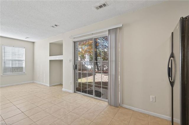 905 Ivystone WAY, Newport News, VA 23602