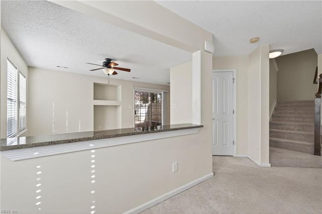 905 Ivystone WAY, Newport News, VA 23602