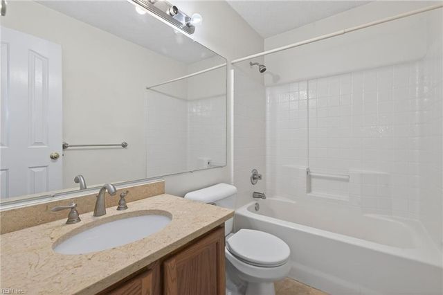 905 Ivystone WAY, Newport News, VA 23602