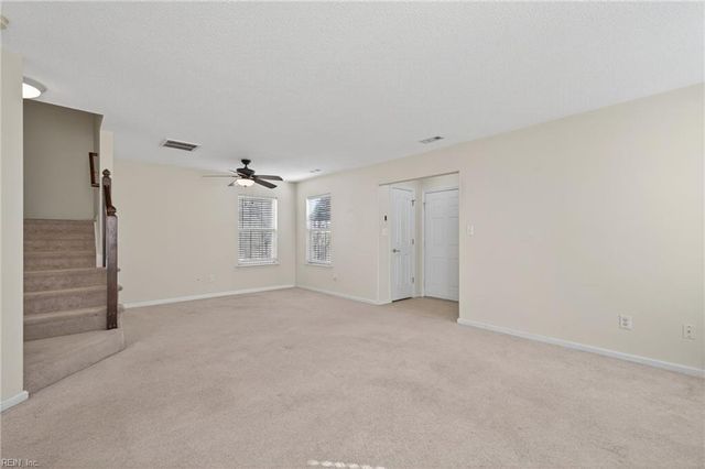 905 Ivystone WAY, Newport News, VA 23602