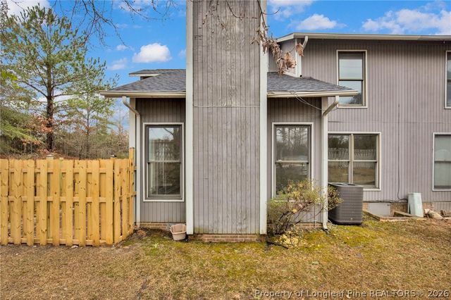 1509 Londonderry Place, Fayetteville, NC 28303