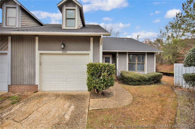 1509 Londonderry Place, Fayetteville, NC 28303