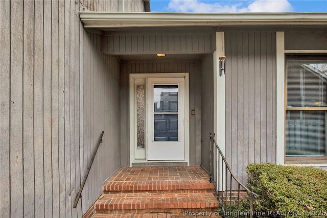 1509 Londonderry Place, Fayetteville, NC 28303