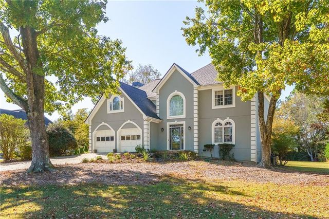 2825 Bordeaux Boulevard, Cumming, GA 30041