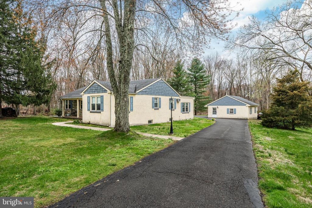 1908 DURHAM RD, New Hope, PA 18938