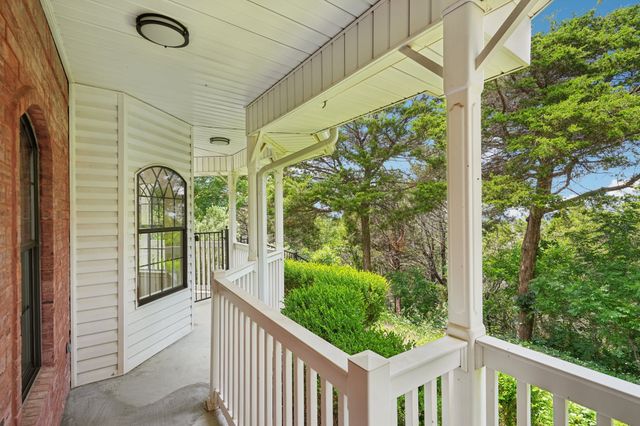 2224 Bluff Court, Cedar Hill, TX 75104