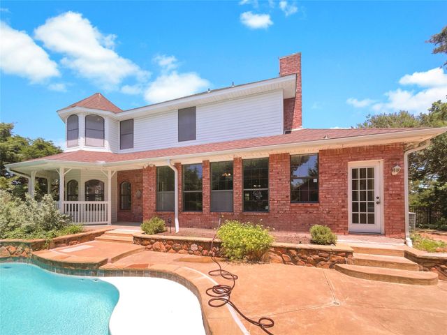 2224 Bluff Court, Cedar Hill, TX 75104