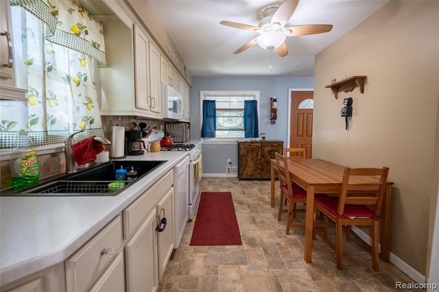 3625 Katherine Street, Dearborn, MI 48124