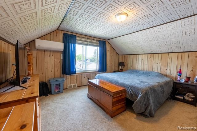 3625 Katherine Street, Dearborn, MI 48124