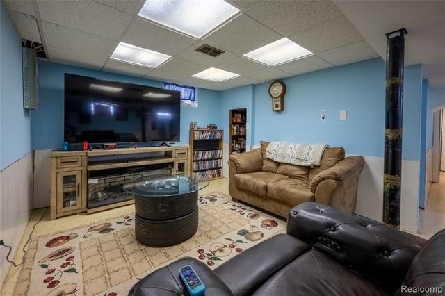 3625 Katherine Street, Dearborn, MI 48124