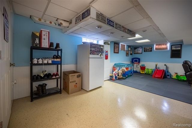 3625 Katherine Street, Dearborn, MI 48124