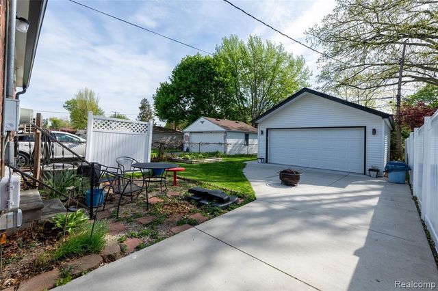 3625 Katherine Street, Dearborn, MI 48124