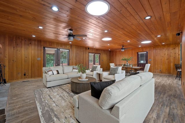 115 Ferndale Drive, Tallahassee, FL 32301