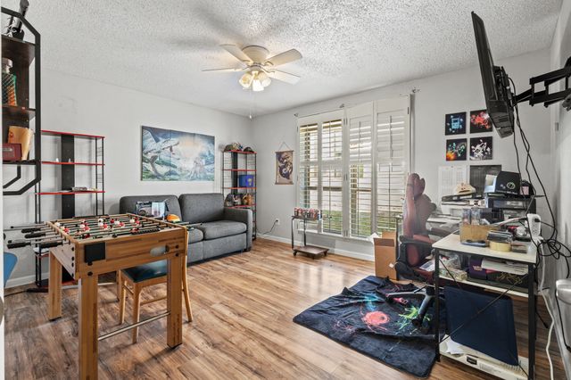 1402 S Carrier Parkway 310, Grand Prairie, TX 75051