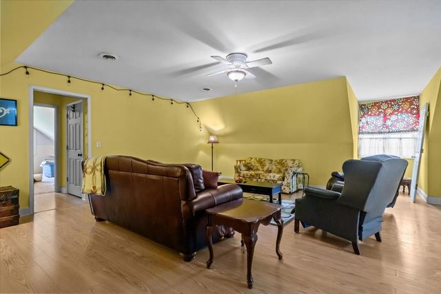 5842 Old State Route 1, New Johnsonville, TN 37134