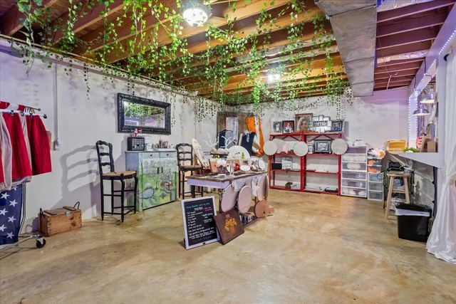 5842 Old State Route 1, New Johnsonville, TN 37134