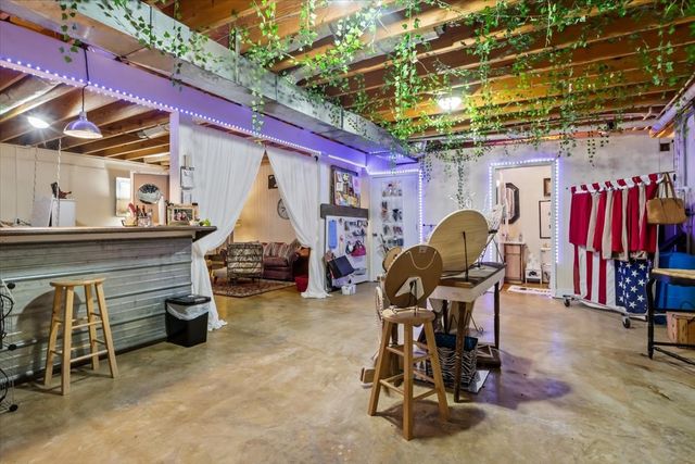 5842 Old State Route 1, New Johnsonville, TN 37134